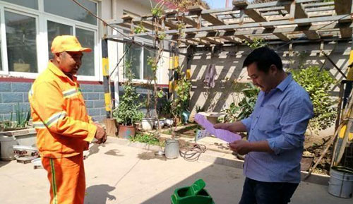 廣饒向試點(diǎn)村每戶(hù)配發(fā)垃圾桶促進(jìn)農(nóng)村生活垃圾分類(lèi)