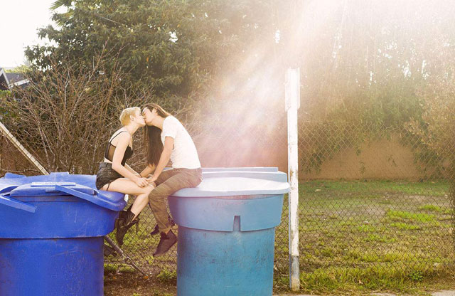 新員工親吻垃圾桶這是什么企業文化？